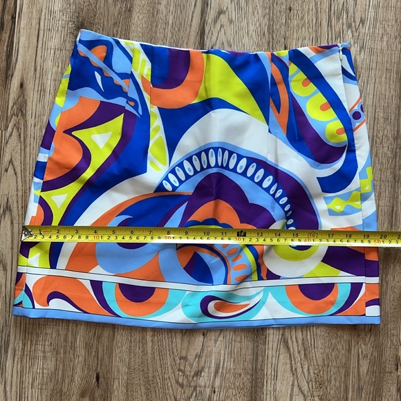 NEW! Zara Geometric Print Mini Skirt - Picture 5 of 7